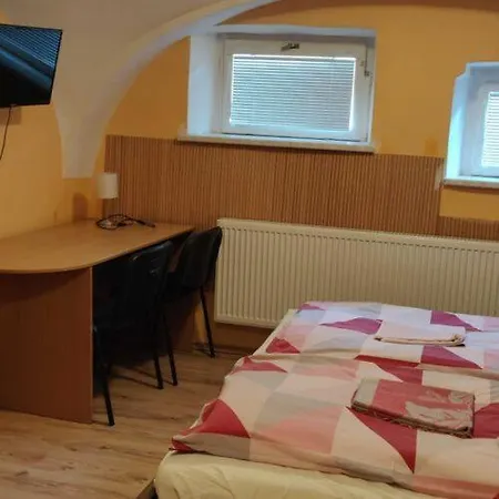 Jeleň